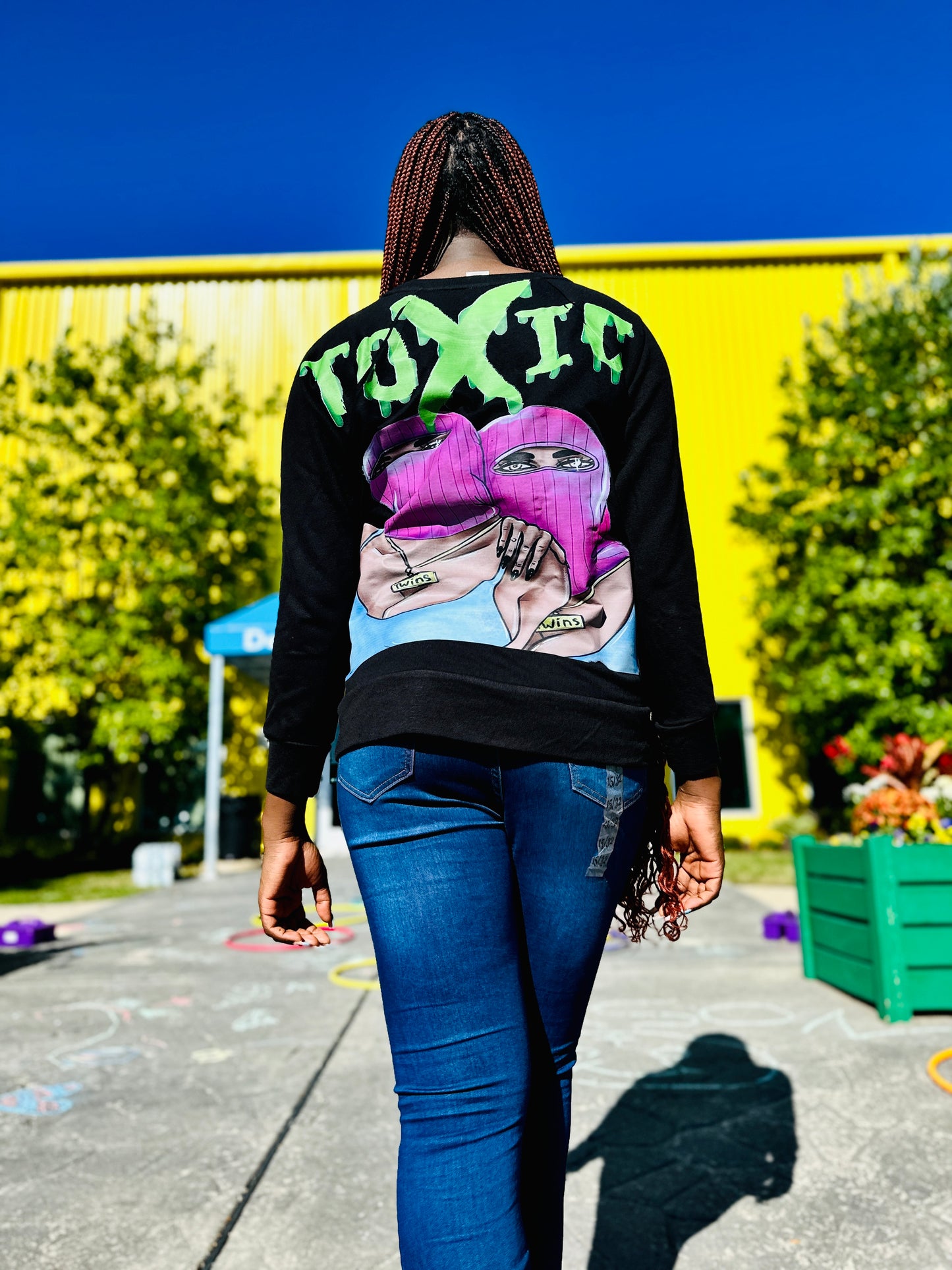 Myre black sweatshirt design “ TOXIC”